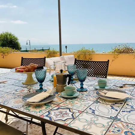 Residenza Gli Oleandri * Formia